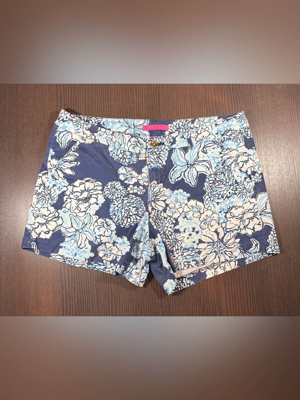 Lilly Pulitzer💕 Callahan Shorts Low Tide Navy Bouquet All Day blue floral print